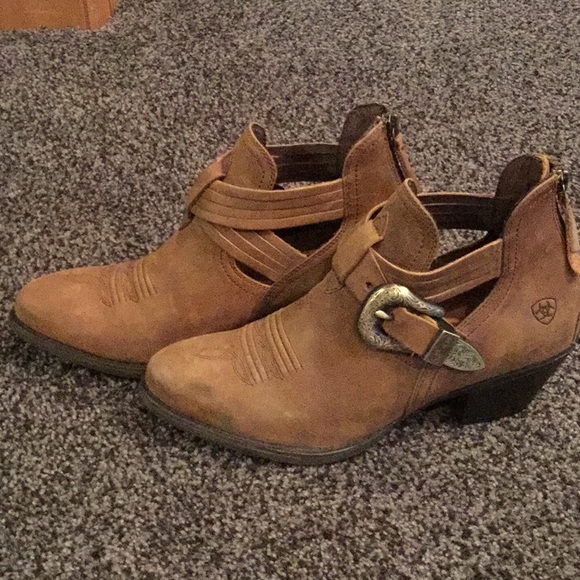 Ariat Shoes - Ariat leather ankle booties 9.5 worn once
